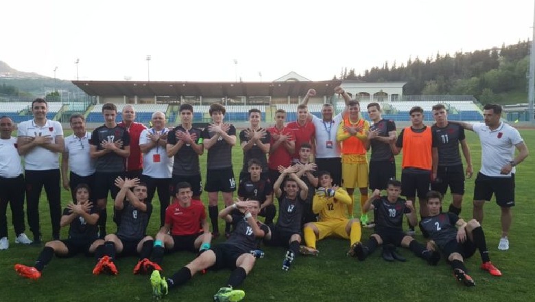 Kombëtarja shqiptare U-16 fiton me Armeninë dhe kryeson grupin