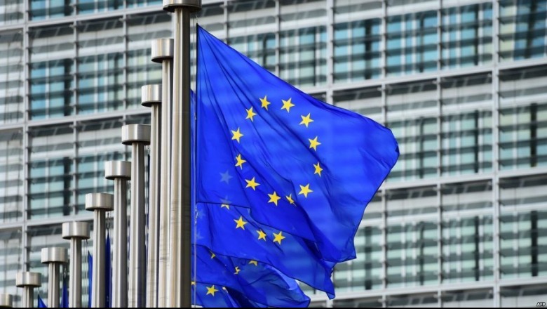 BE planifikon të shkurtojë fondet për vendet ku sundimi i ligjit është në rrezik