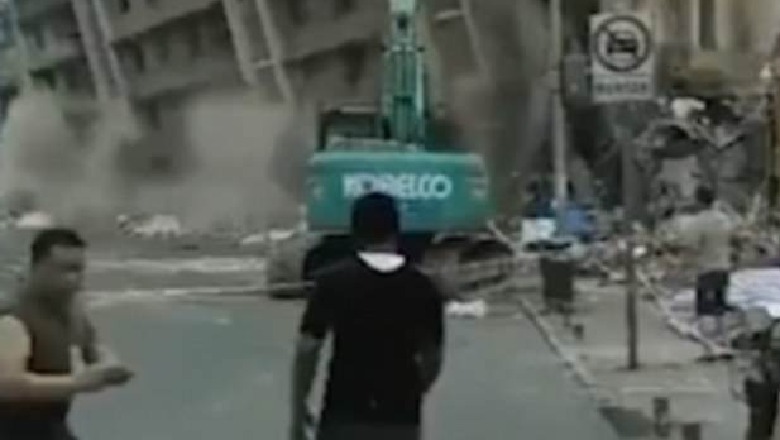 VIDEO shokuese/Dështon plani, ndërtesa shembet në krah të kundërt duke rrezikuar njerëzit