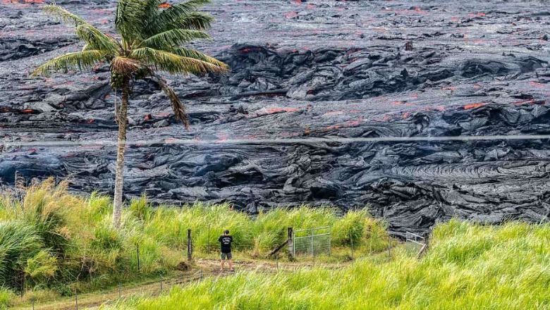 Pamje që po bëjnë xhiron e botës, fotografi me sandale 'përballë' vullkanit në Hawaii/FOTO