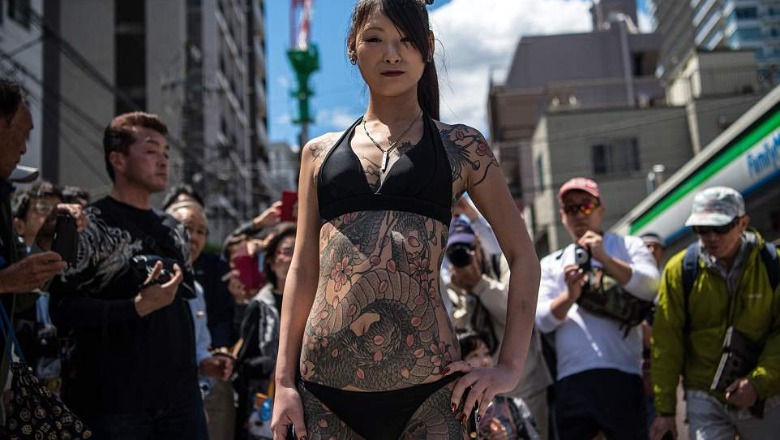 Fotot/ Brenda festës së tatuazheve mafioze të Yakuzas japoneze