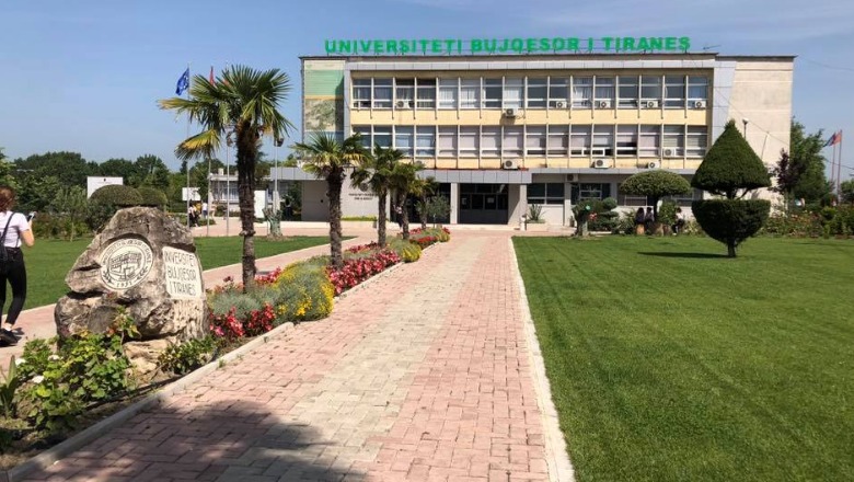 UBT kthehet edhe në oaz çlodhës, ja si janë transformuar lulishtet e kampusit universitar/FOTO