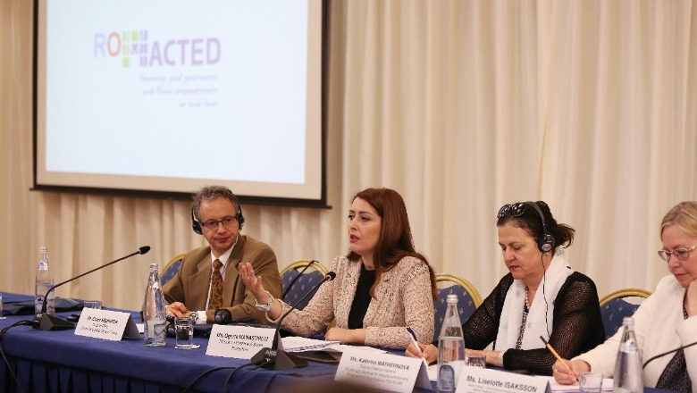 Zyrtarja e lartë e Komisionit Europian në Tiranë: Shqipëria progres në trajtimin e komunitetit rom