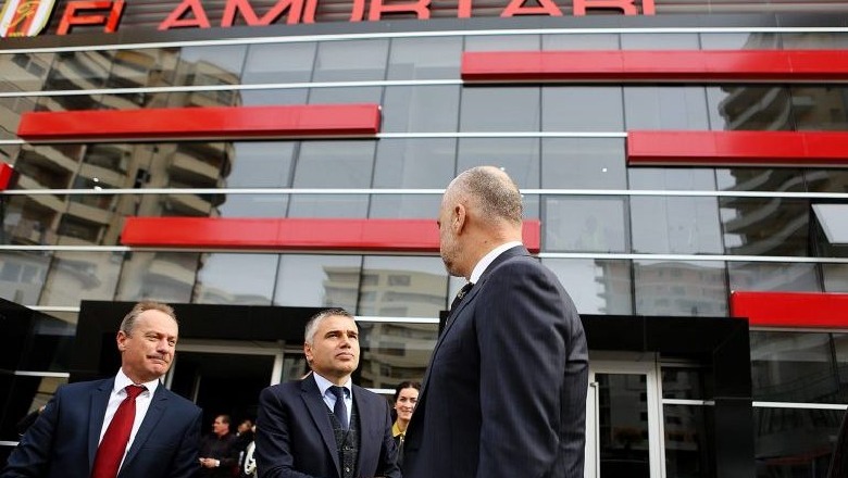 'Rama i dha mikut të tij 'Air Albania''/Sinan Idrizi: PD u mor nga 'Babalja', në gjyq zonja që lexoi fletërrufenë
