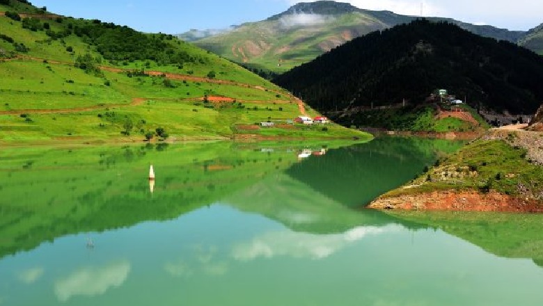 Lumi Gelevera në Turqi mahnit vizitorët me bukurinë e tij/FOTO