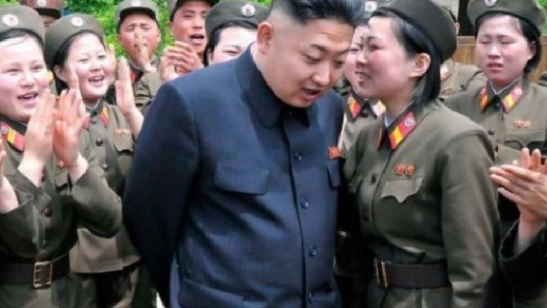 ‘Modeli i flokëve s’të shkon’, Kim  Jong Un i përgjigjet kritikës: Je femra e vetme që ke guxim, do të marr në qeveri