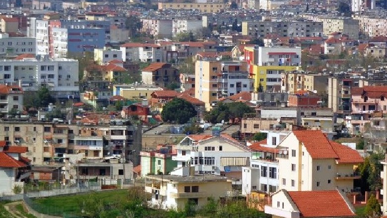 Legalizimet/ 305 qytetarët e Tiranës që mund të hipotekojnë objektet