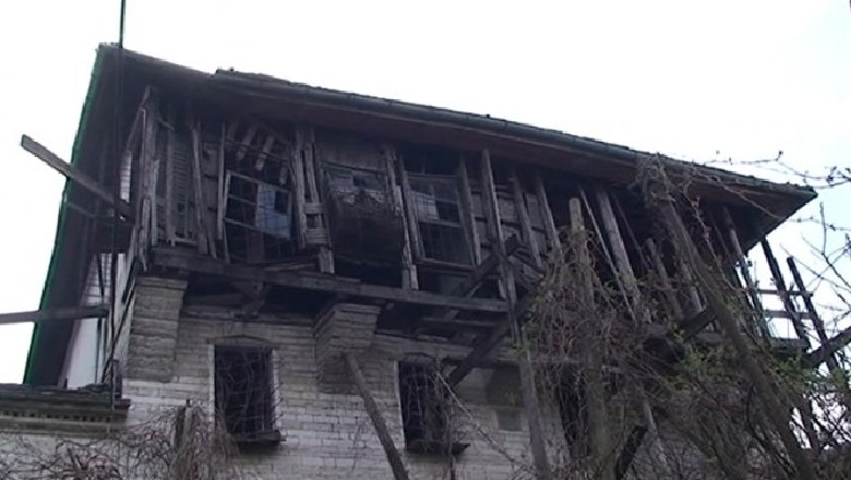 Moikom Zeqo: Shtëpia e Çabejt ka nevojë urgjente për restaurim
