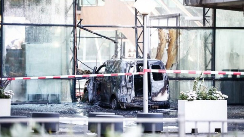 VIDEO/Sulmohet gazeta më e madhe në Holandë ‘De Telegraaf’