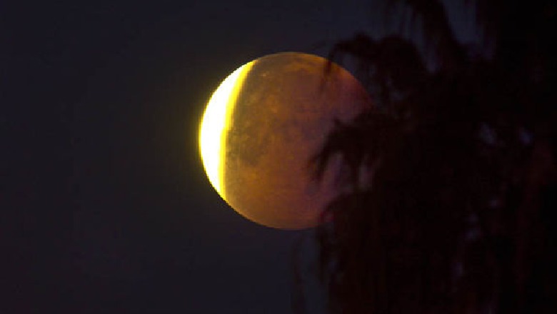 A jeni gati për eklipsin Hënor më spektakolar të shekullit 21?