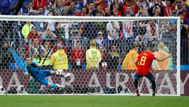 Botërori 2018/ 120 minuta dramatike, Rusia eleminon Spanjën me penallti