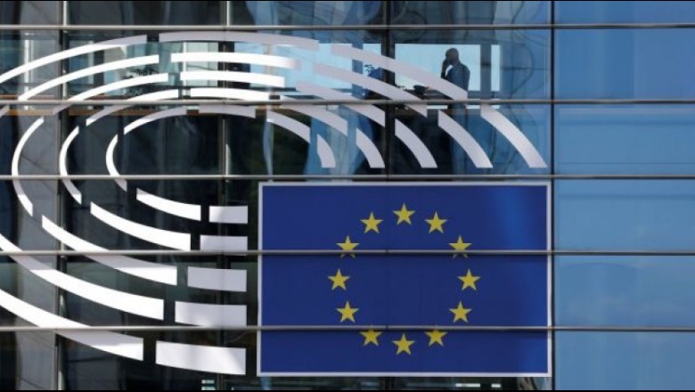 Parlamenti Evropian hedh poshtë reformën për të drejtën e autorit