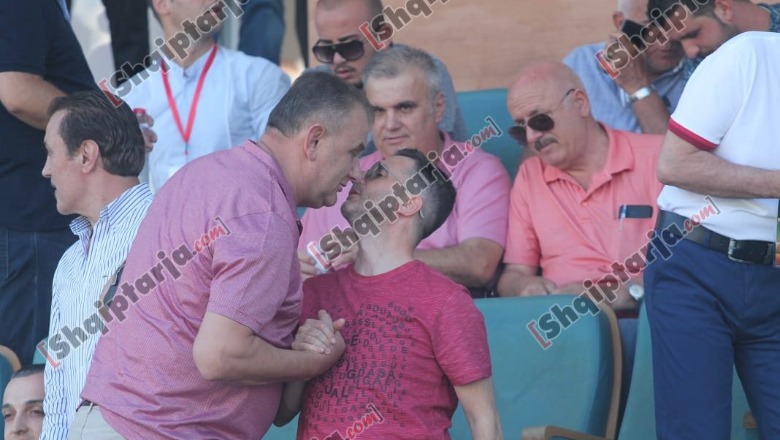 Gaz Demi me puro, Aqif Rakipi puthet me Braçen, momente pikante nga ndeshja e Partizanit (Foto)