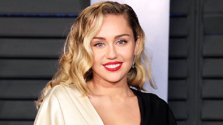 Miley Cyrus habit fansat, “zhduk” të gjitha postimet në Instagram