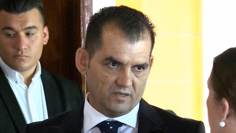Prokurori Besnik Muçi kalon Vettingun:  I kam shërbyer vendit tim