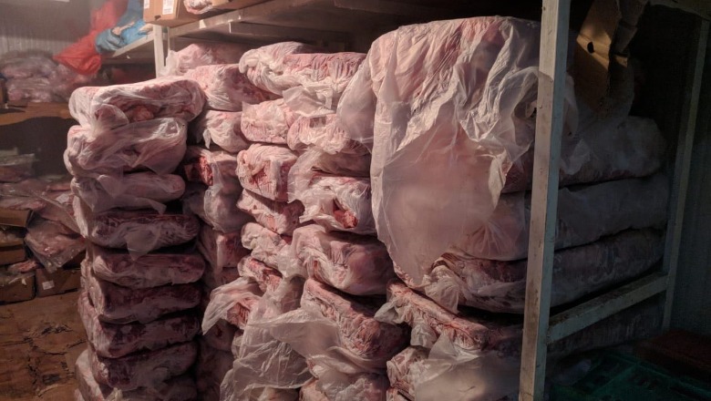 Korçë/ Aksioni i AKU-së, bllokohen 6.3 ton mish të ngrirë