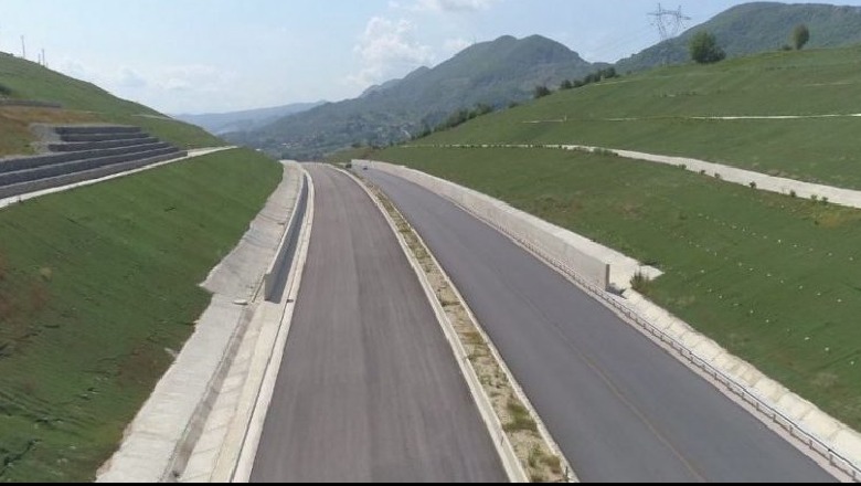  Skema si qeveria e PD frynte kostot për kilometër rruge, tipik projekti Tiranë-Elbasan