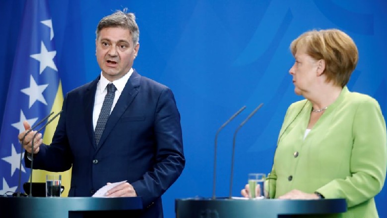Kancelarja Merkel i del kundër tezës së Thaçit: Nuk ka ndyshim kufijsh në Ballkan