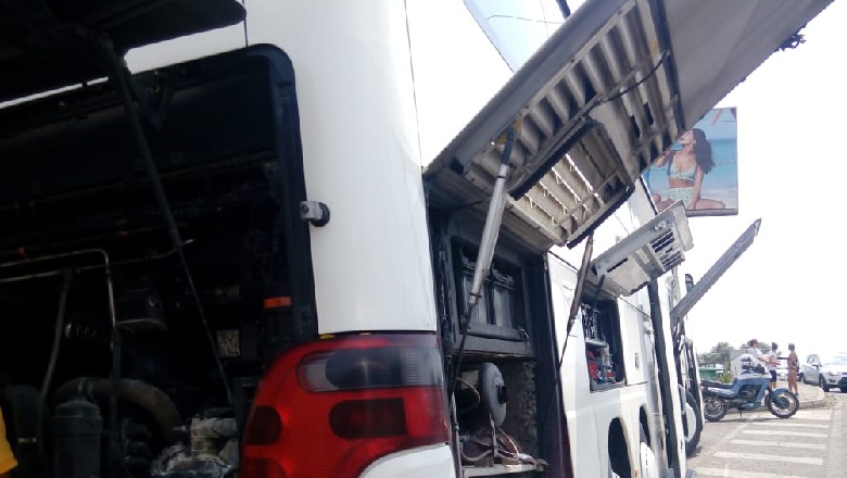 Shkodër/ Panik te pasagjerët, autobusi pëson defekt në ecje