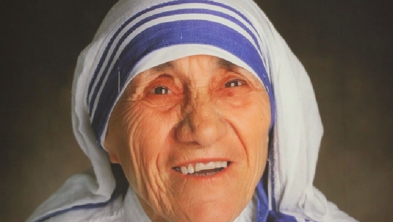 E shenjta shqiptare Nëna e Njerëzimit 