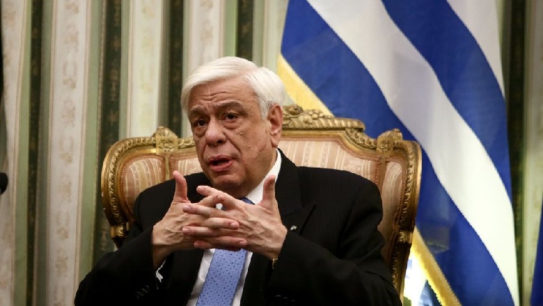 Presidenti grek, ky plak matuf dhe gënjeshtar