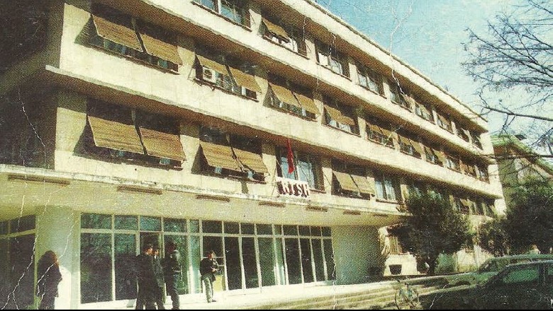 Radio Tirana, si funksionoi gjatë pushtimit fashist