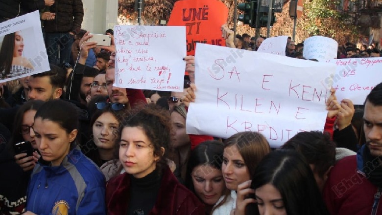 'Të mos guxojë kush të bëjë dialog me Ramën'/ Ultimatumi i studentëve: S'ka negociata, kryeministri ka afat deri nesër