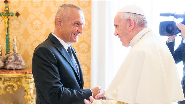 Meta, letër Papa Françeskut në 82-vjetorin e lindjes: Vlerat e harmonisë fetare dhe vokacioni i shqiptarëve është rigjallëruar falë jush