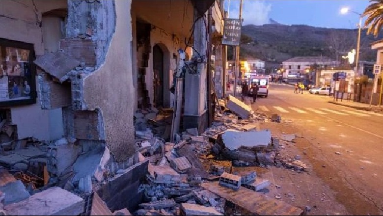 Tërmeti i fortë me magnitudë 4.8 ballë në Catania, shtëpi të shembura dhe 28 të plagosur në Itali