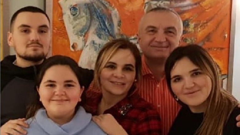 Viti 2019, Kryemadhi uron me foto familjare: Qoftë i bukur, me dashuri e ngjyra!