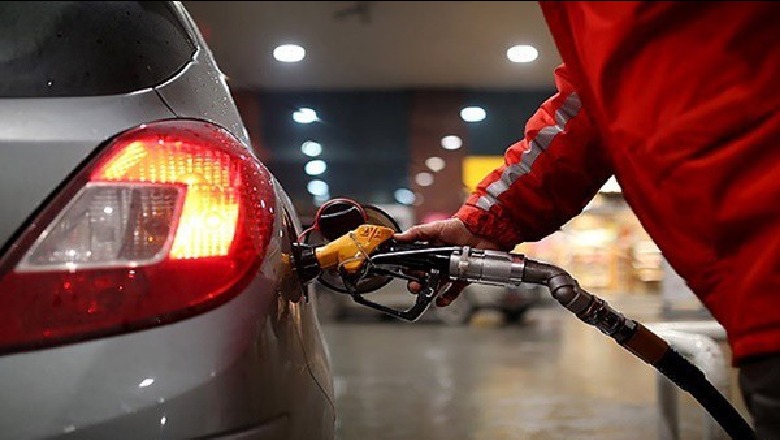 Lajm i mirë nga karburantet, çmimi i naftës ulet me 5 lekë në pikat e shitjes