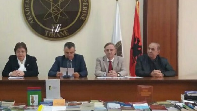 Përmirësimi i Arsimit në Shqipëri/ Akademia e Arteve dhe e Shkencave manifest: Të reformohet sistemi me themel