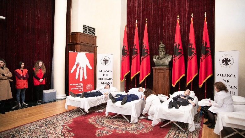 Nisma për dhurimin e gjakut, stafi i presidencës dhuron gjak në shenjë solidariteti njerëzor