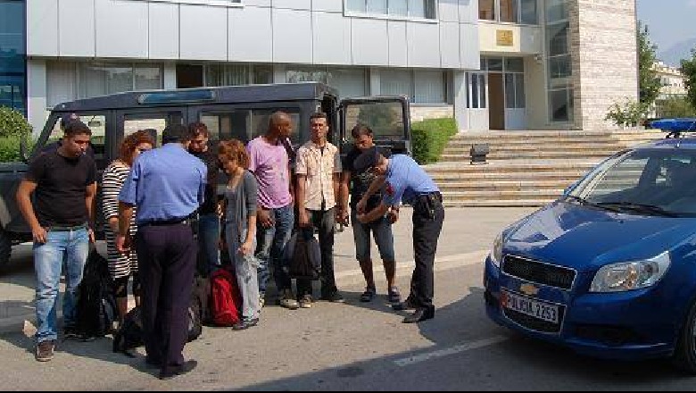 Ndalohen 10 emigrantë sirianë, 7 prej tyre në Shkodër dhe 3 në Malësi të Madhe 