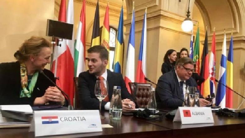 Gent Cakaj i hedh “kunja” Daçiçit në takimin e BE: Kosova me tre ministra të Jashtëm (Replikat)