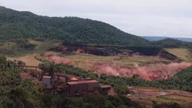 Si apokalips, publikohen pamjet e momentit kur çahet diga në Brazil (VIDEO)