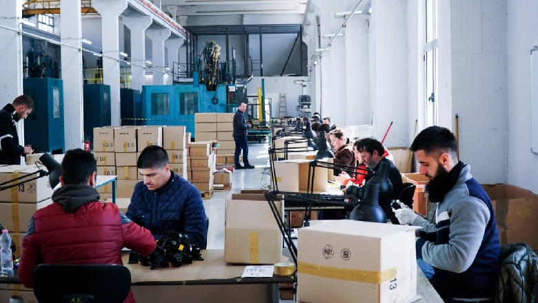 Fabrikë për pjesë këmbimi të 'Peugeot', 'Renault' dhe 'Maserati' në Elbasan, punësohen 50 persona