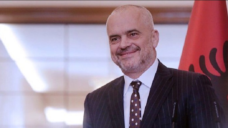 Rrugëtimi i kryeministrit  mes artit dhe pikturës, çfarë shkruan media gjermane: Edi Rama di çfarë bën