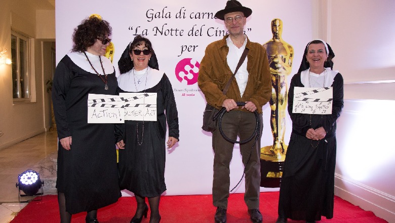 Ambasadori Cutillo si nuk e keni parë ndonjëherë, i maskuar për të ndihmuar fëmijët me sindromën Down