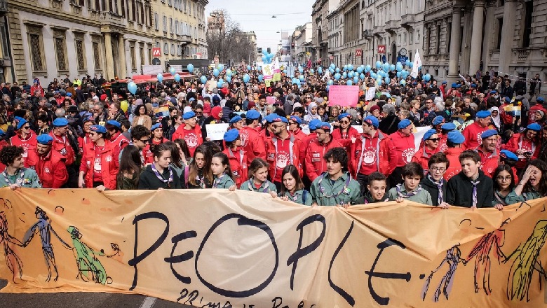  200 mijë italianë në shesh kundër politikave raciste