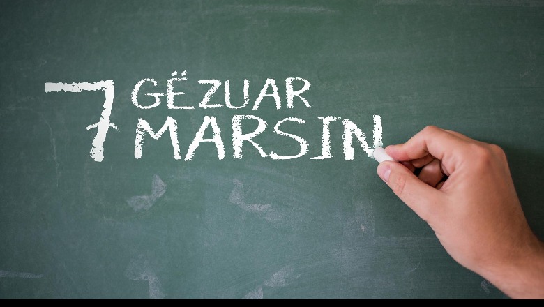 Rama uron mësuesit: Gëzuar 7 Marsin