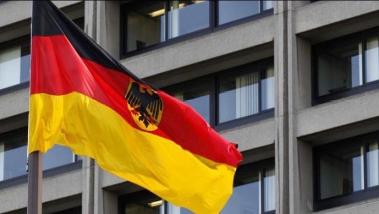 Ambasada gjermane në Tiranë mbyll zyrën e vizave deri më 20 mars 