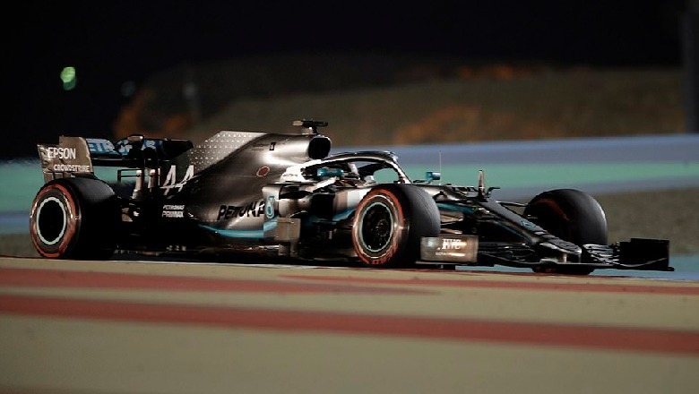 Hamilton triumfon në Bahrein, motori i ‘Ferrari-t’ lë në baltë Leclerc