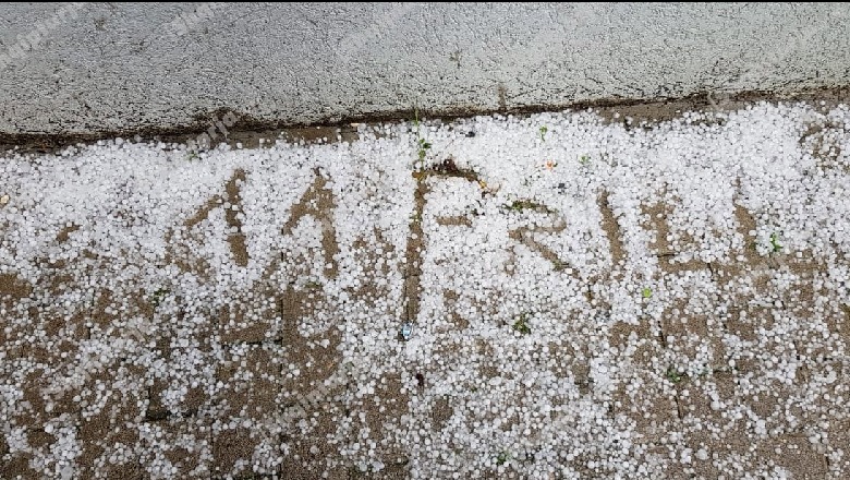 Shi, breshër dhe temperatura të ulëta, 'plakat e prillit' rikthejnë dimrin në kryeqytet (FOTO+VIDEO)