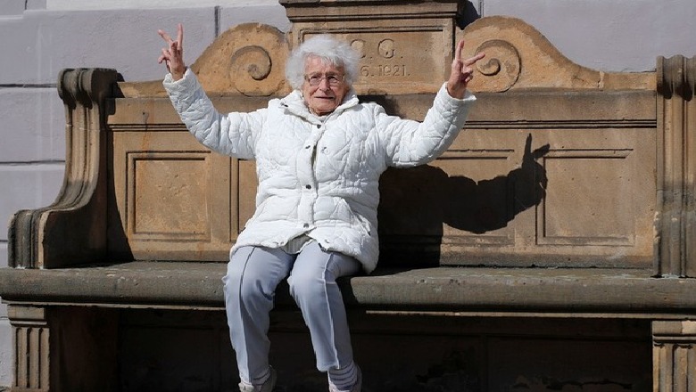 Gjermani/ Njihuni me 100- vjeçaren, kandidaten për zgjedhjet lokale: Më në fund mund të bëjë diçka për të rinjtë