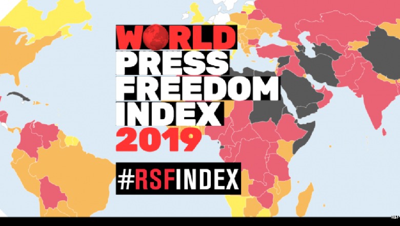 Gazetarët pa kufij: Rënie e lirisë së medies në Shqipëri dhe ngritje në Kosovë