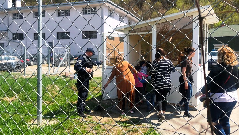 110 të kthyerit nga Siria në Kosovë/ Disa gra po hetohen për terrorizëm
