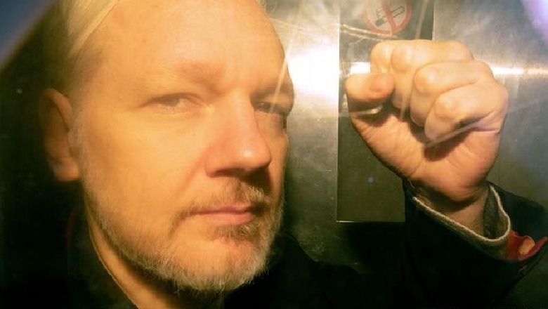 Themeluesi i Wikileaks Assange dënohet me rreth një vit burg