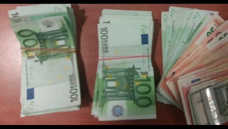 Kapet në Rinas 38-vjeçari me rreth 27 mijë euro të padeklaruara