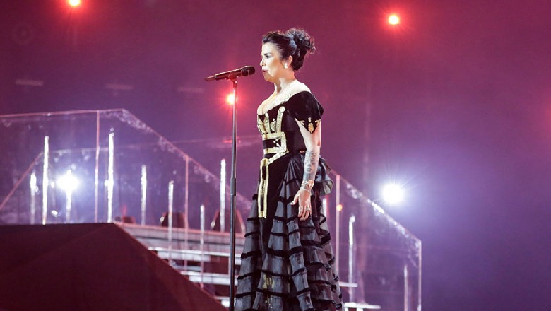 Pak orë larg etheve të Eurosong, Jonida Maliqi këndon e dyta në natën finale 